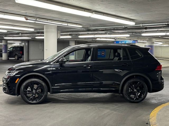 2024 Volkswagen Tiguan SE R-Line Black