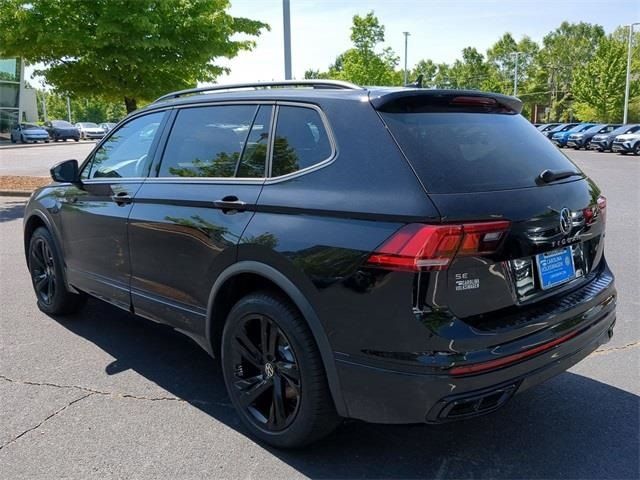 2024 Volkswagen Tiguan SE R-Line Black