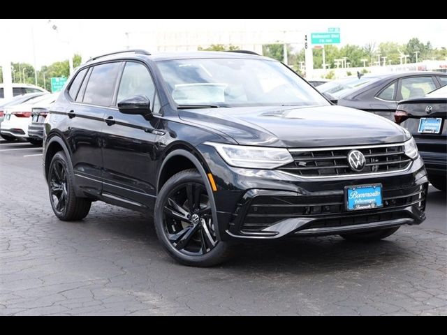 2024 Volkswagen Tiguan SE R-Line Black