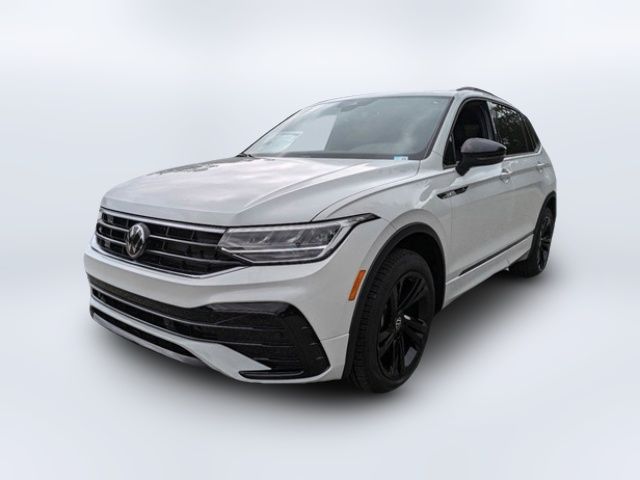 2024 Volkswagen Tiguan SE R-Line Black