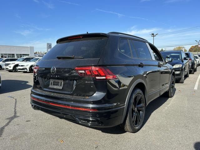 2024 Volkswagen Tiguan SE R-Line Black