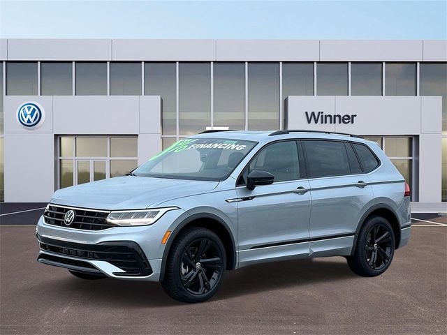 2024 Volkswagen Tiguan SE R-Line Black