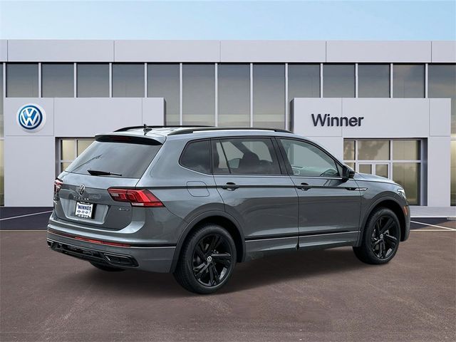 2024 Volkswagen Tiguan SE R-Line Black