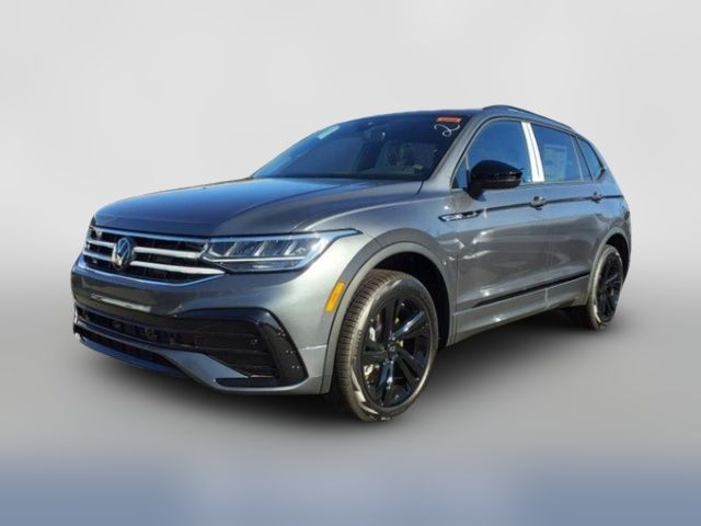 2024 Volkswagen Tiguan SE R-Line Black