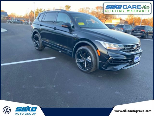 2024 Volkswagen Tiguan/Taos SE R-Line Black