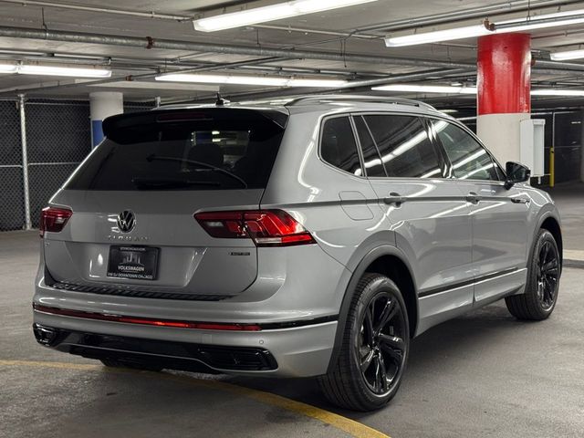 2024 Volkswagen Tiguan SE R-Line Black