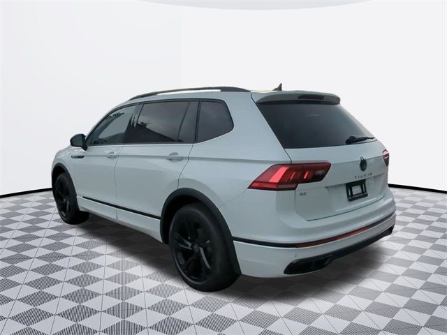 2024 Volkswagen Tiguan SE R-Line Black