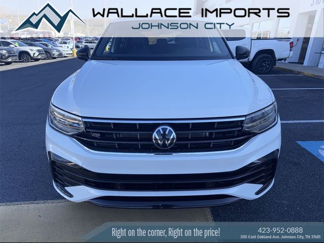 2024 Volkswagen Tiguan SE R-Line Black