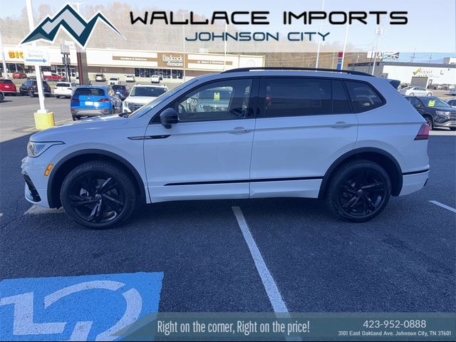 2024 Volkswagen Tiguan SE R-Line Black