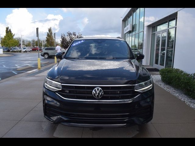 2024 Volkswagen Tiguan SE R-Line Black