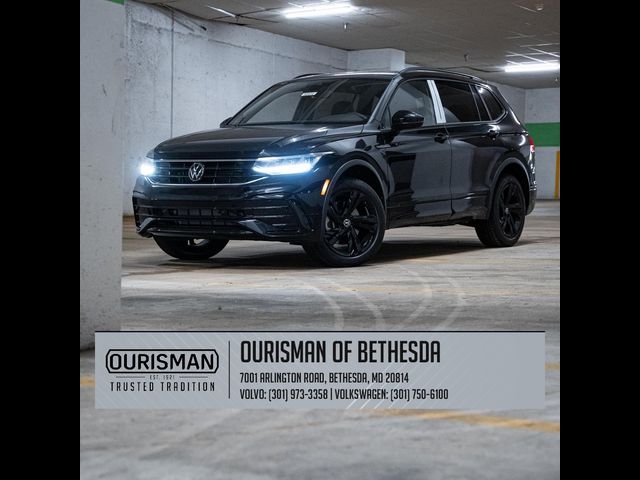 2024 Volkswagen Tiguan SE R-Line Black