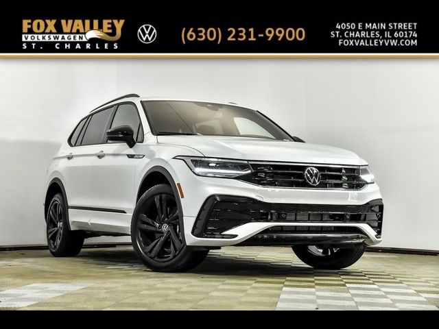 2024 Volkswagen Tiguan SE R-Line Black