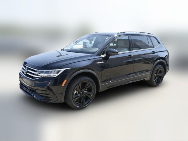 2024 Volkswagen Tiguan SE R-Line Black