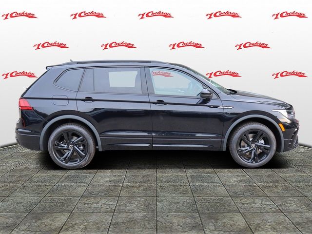 2024 Volkswagen Tiguan SE R-Line Black