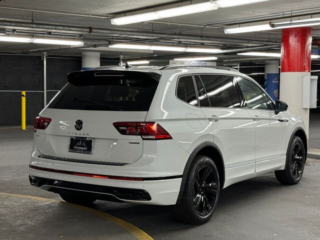 2024 Volkswagen Tiguan SE R-Line Black