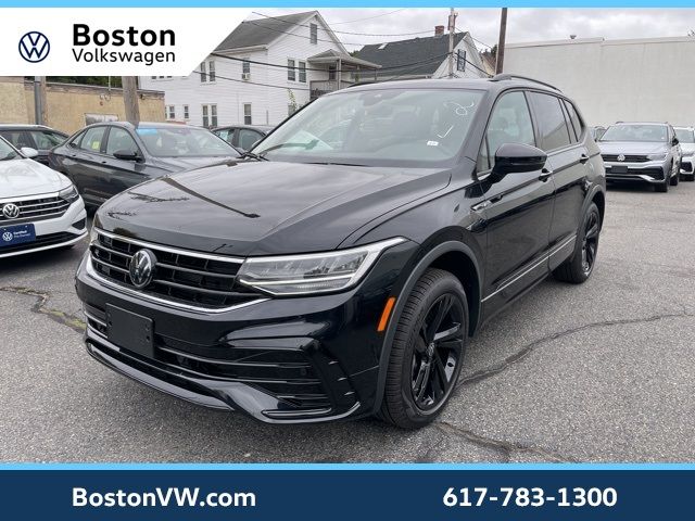 2024 Volkswagen Tiguan/Taos SE R-Line Black