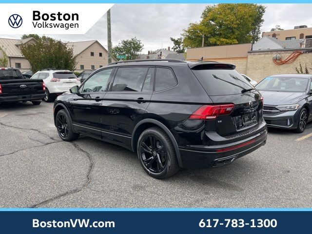 2024 Volkswagen Tiguan/Taos SE R-Line Black