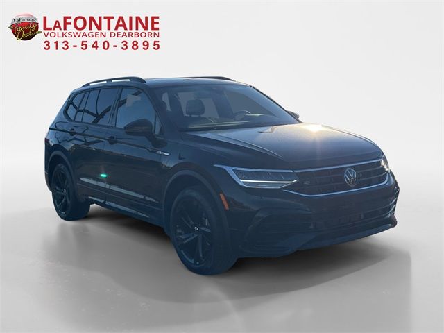 2024 Volkswagen Tiguan SE R-Line Black