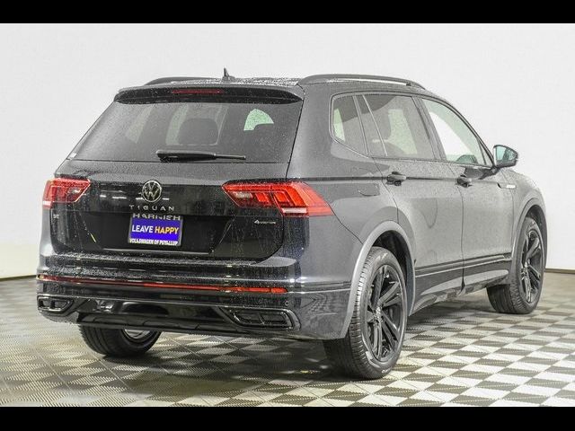 2024 Volkswagen Tiguan/Taos SE R-Line Black