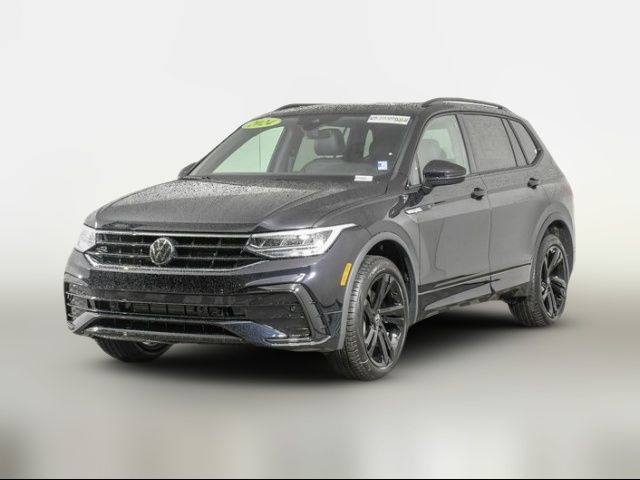 2024 Volkswagen Tiguan/Taos SE R-Line Black