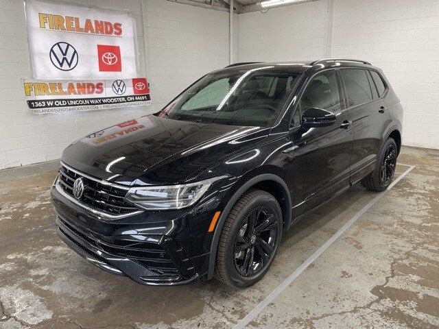 2024 Volkswagen Tiguan/Taos SE R-Line Black