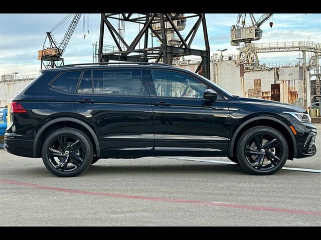 2024 Volkswagen Tiguan SE R-Line Black