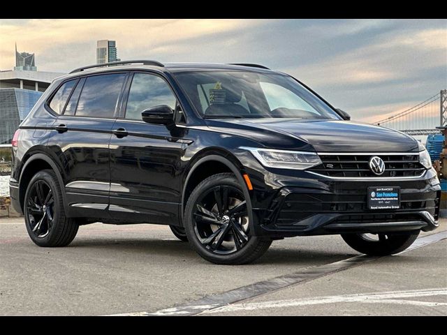 2024 Volkswagen Tiguan SE R-Line Black