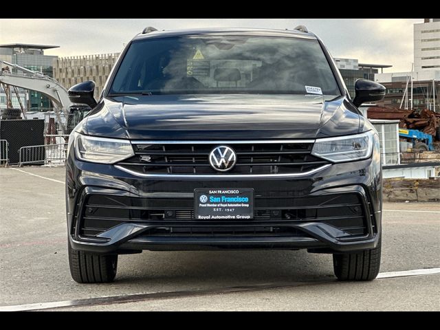 2024 Volkswagen Tiguan SE R-Line Black