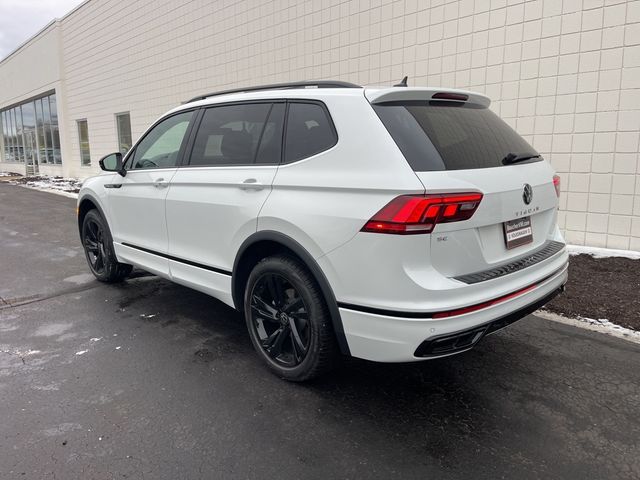 2024 Volkswagen Tiguan SE R-Line Black