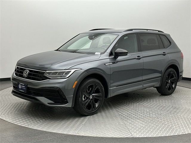 2024 Volkswagen Tiguan SE R-Line Black