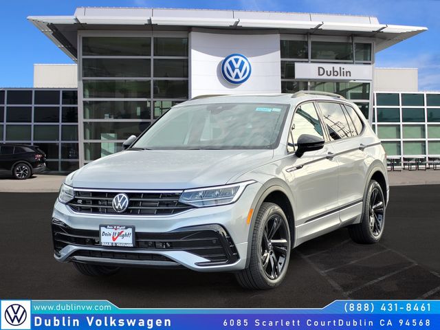 2024 Volkswagen Tiguan SE R-Line Black