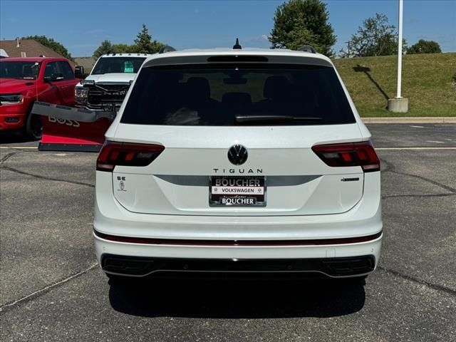 2024 Volkswagen Tiguan SE R-Line Black