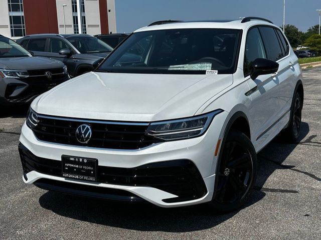 2024 Volkswagen Tiguan SE R-Line Black