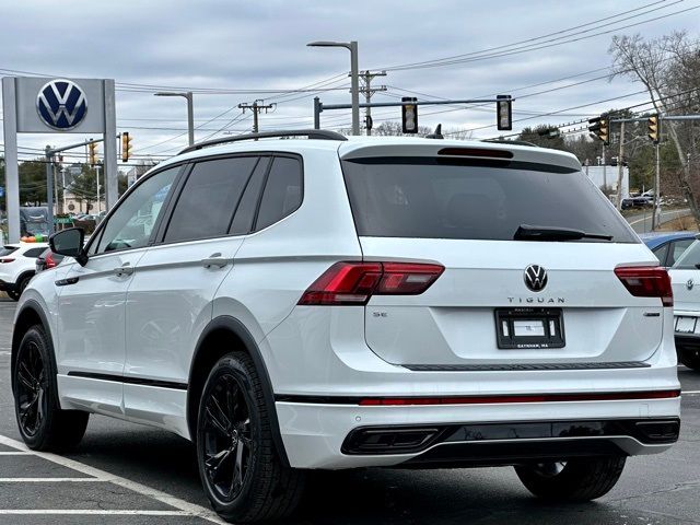 2024 Volkswagen Tiguan SE R-Line Black