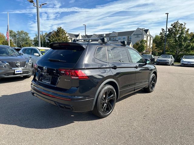 2024 Volkswagen Tiguan SE R-Line Black