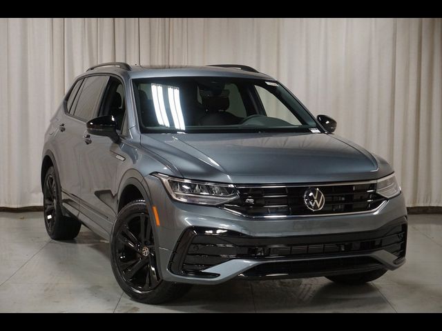 2024 Volkswagen Tiguan/Taos SE R-Line Black