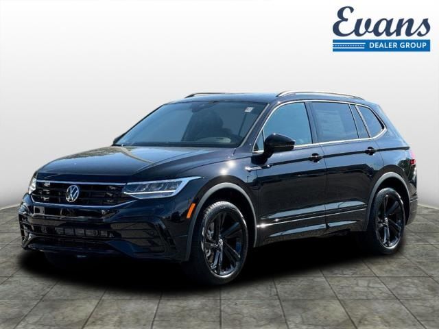 2024 Volkswagen Tiguan SE R-Line Black