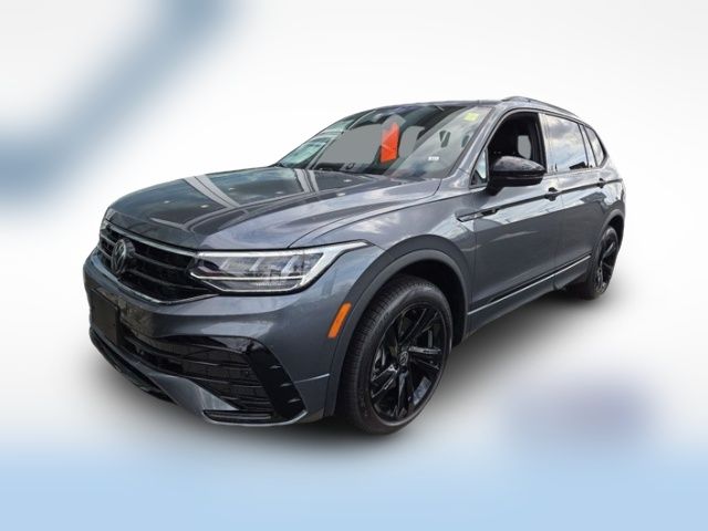 2024 Volkswagen Tiguan SE R-Line Black