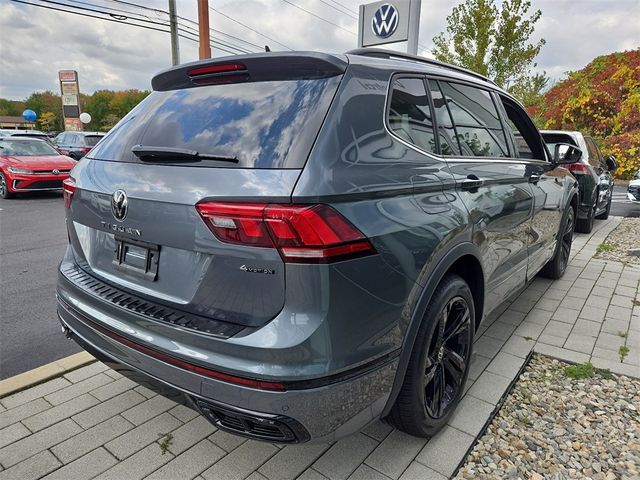 2024 Volkswagen Tiguan/Taos SE R-Line Black