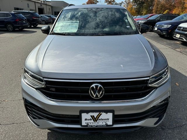 2024 Volkswagen Tiguan/Taos SE R-Line Black