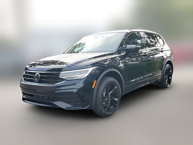 2024 Volkswagen Tiguan SE R-Line Black