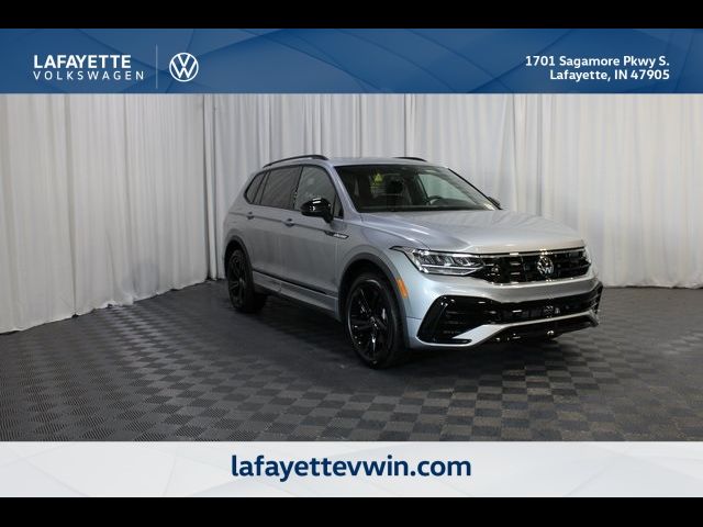 2024 Volkswagen Tiguan SE R-Line Black