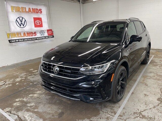 2024 Volkswagen Tiguan/Taos SE R-Line Black