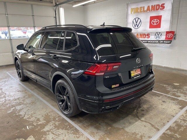 2024 Volkswagen Tiguan/Taos SE R-Line Black