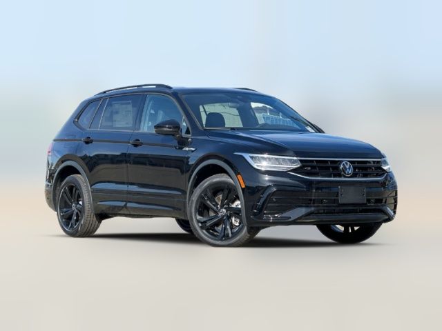 2024 Volkswagen Tiguan SE R-Line Black