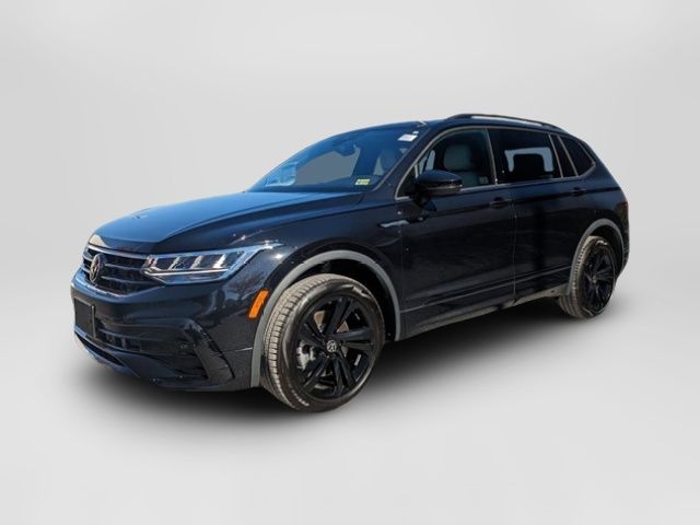 2024 Volkswagen Tiguan SE R-Line Black