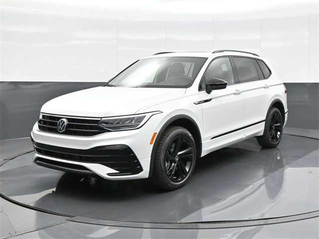 2024 Volkswagen Tiguan SE R-Line Black