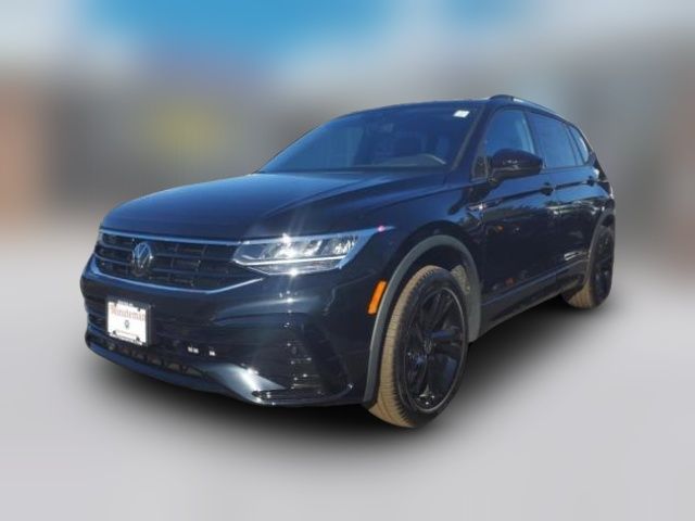 2024 Volkswagen Tiguan SE R-Line Black