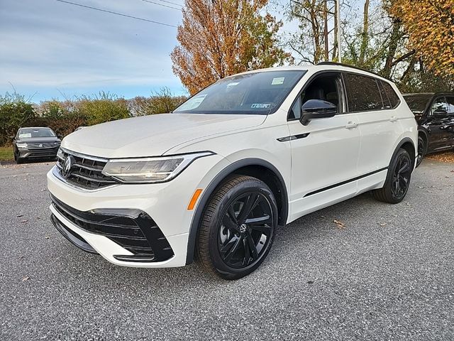 2024 Volkswagen Tiguan/Taos SE R-Line Black