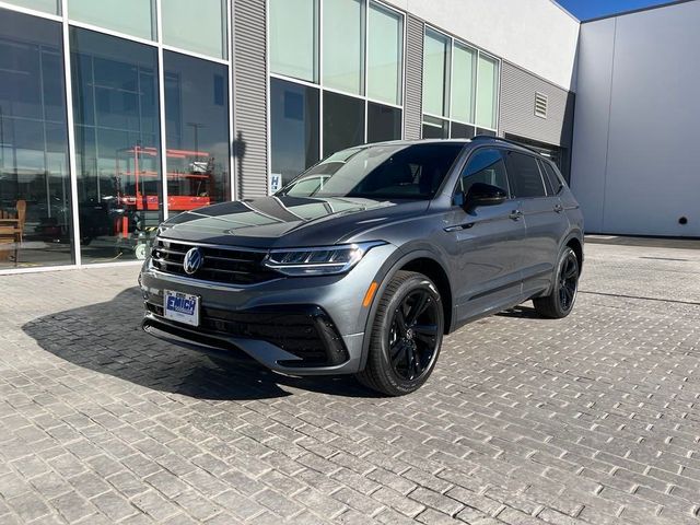 2024 Volkswagen Tiguan/Taos SE R-Line Black